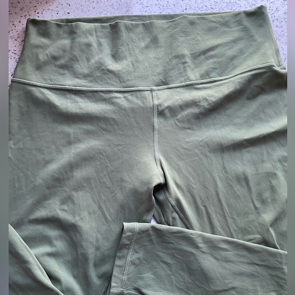 Lululemon Align High Rise Pant 25” Size 16 Green Twill